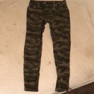 Denim blvd camp jeans size L camo print